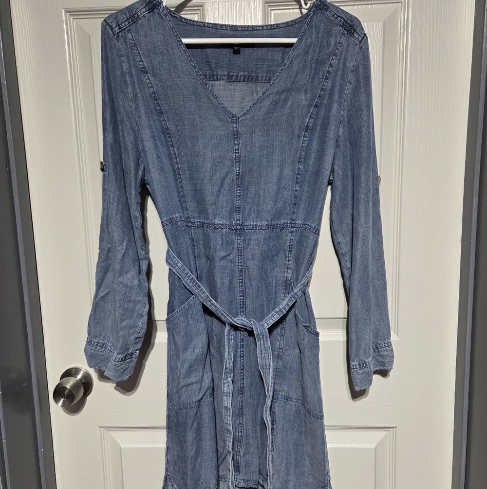 New Velvet Heart Denim Dress MED (never worn)